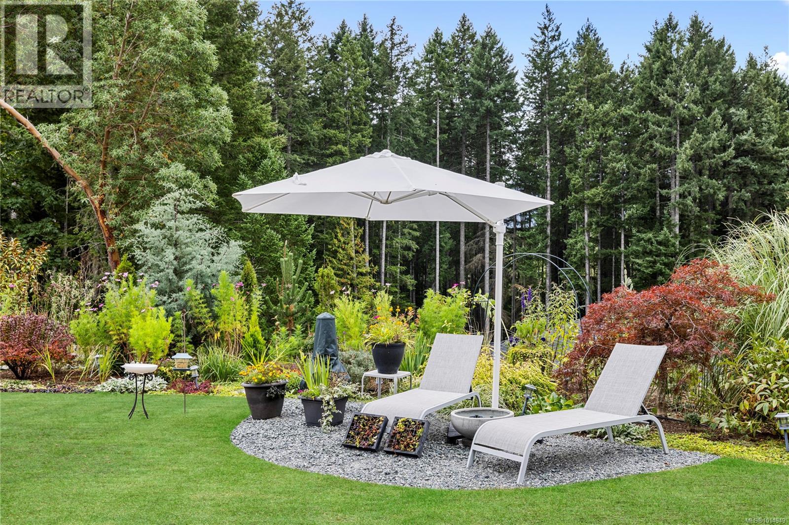 654 Sanderson Rd, Ladysmith