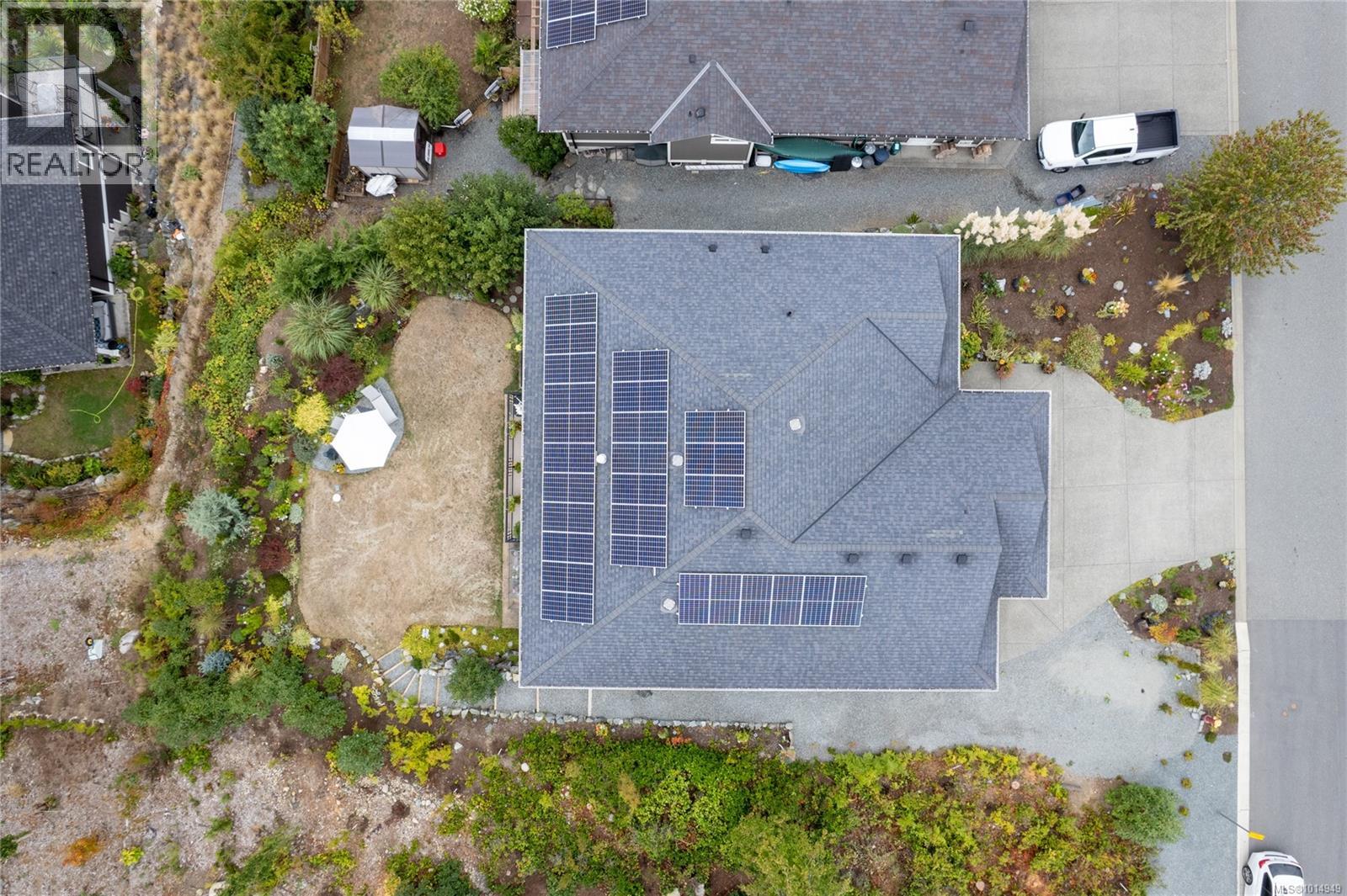 654 Sanderson Rd, Ladysmith
