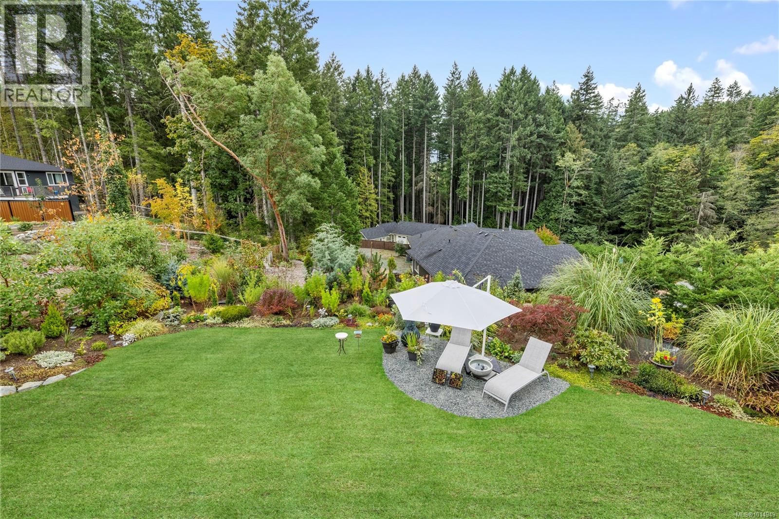 654 Sanderson Rd, Ladysmith