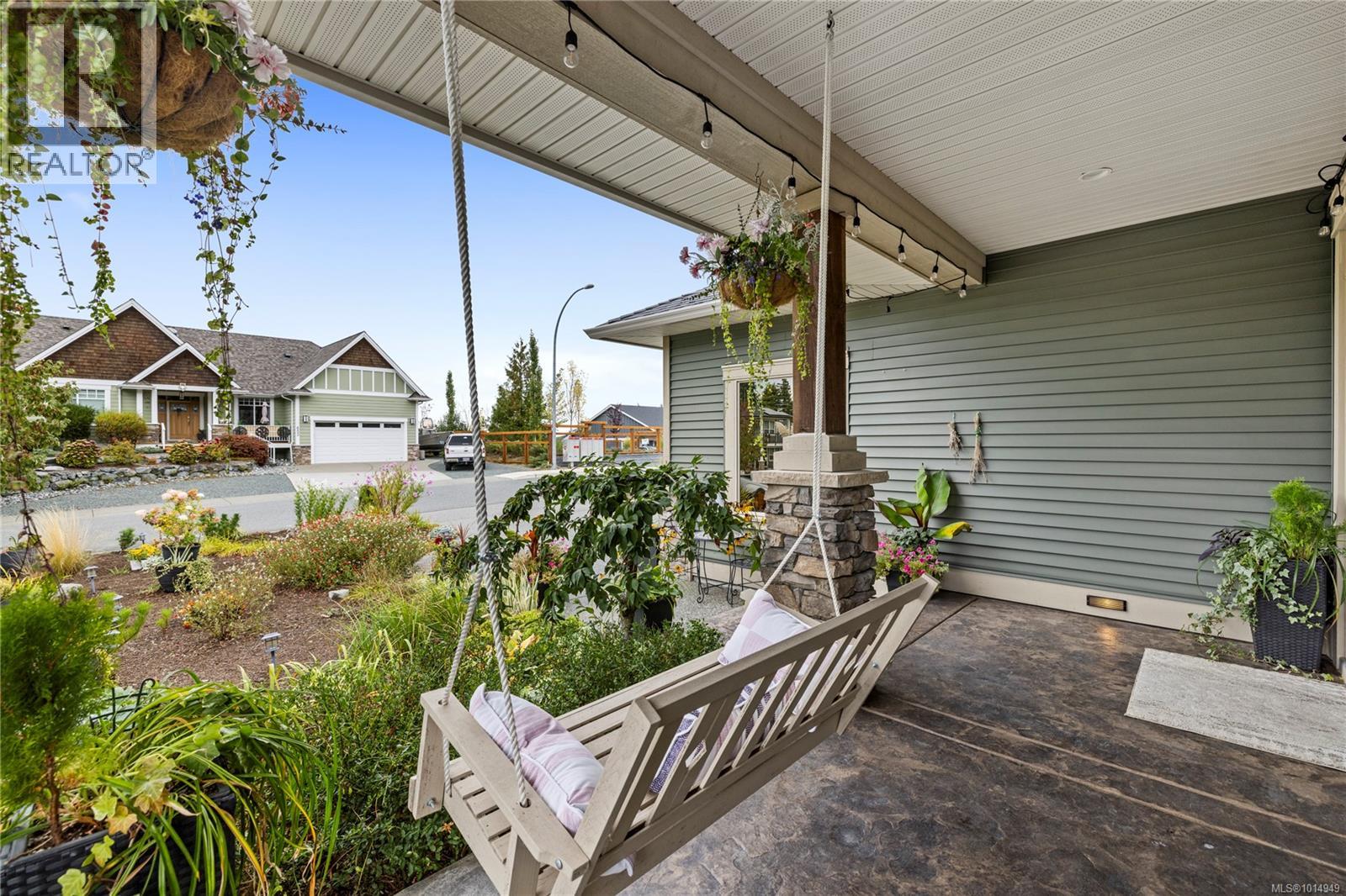 654 Sanderson Rd, Ladysmith