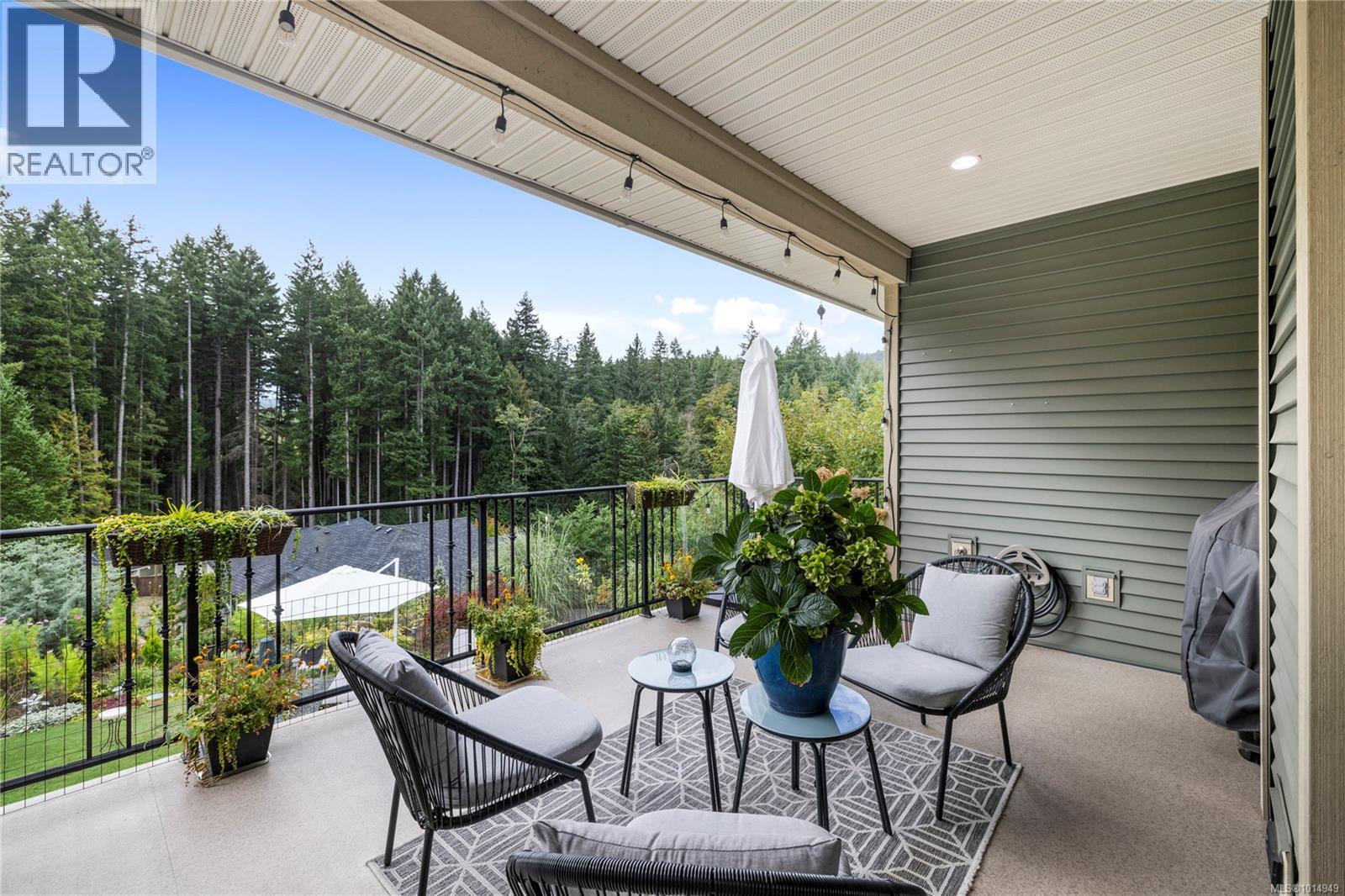 654 Sanderson Rd, Ladysmith