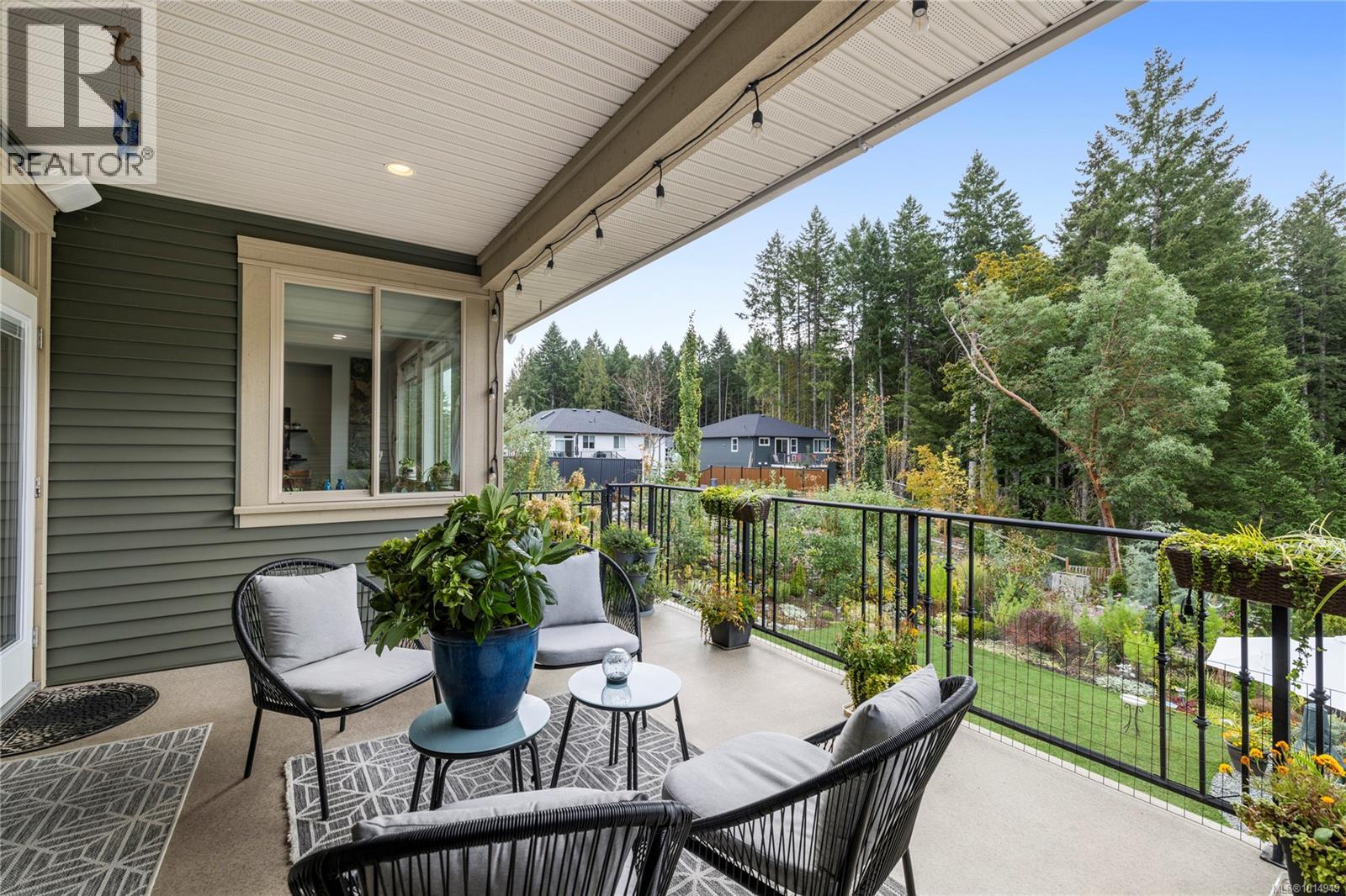 654 Sanderson Rd, Ladysmith