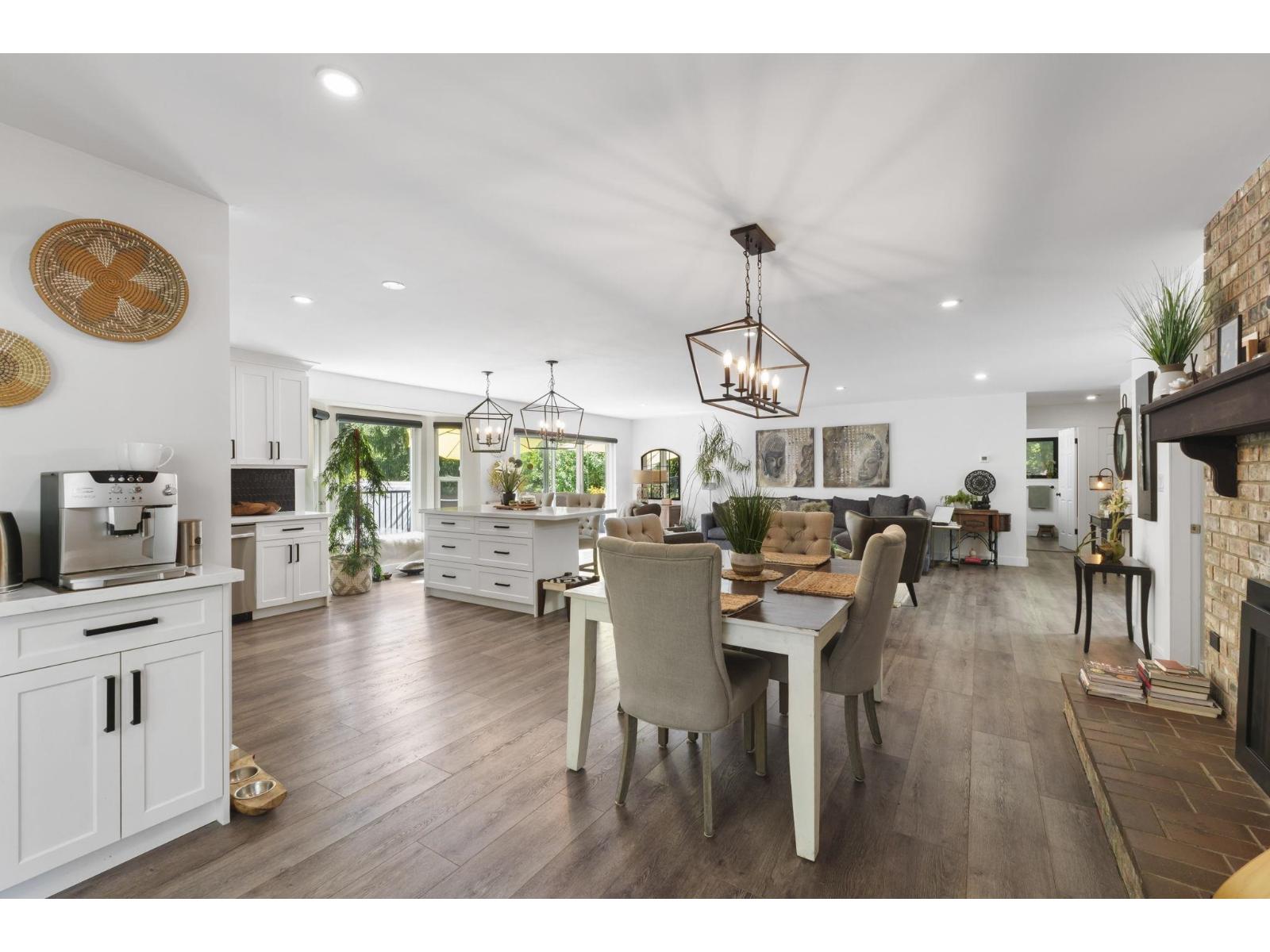 11 1735 SPRING CREEK DRIVE, Cultus Lake South, Lindell Beach