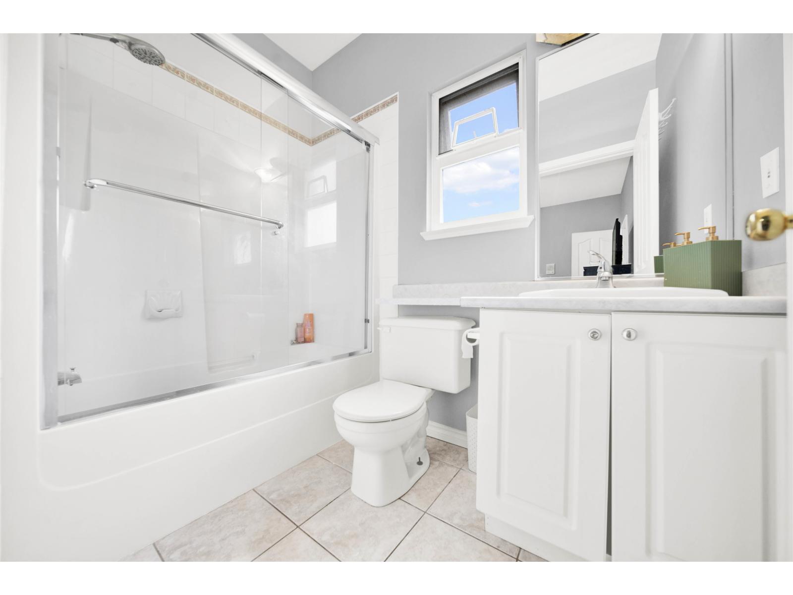 12462 93A AVENUE, Surrey