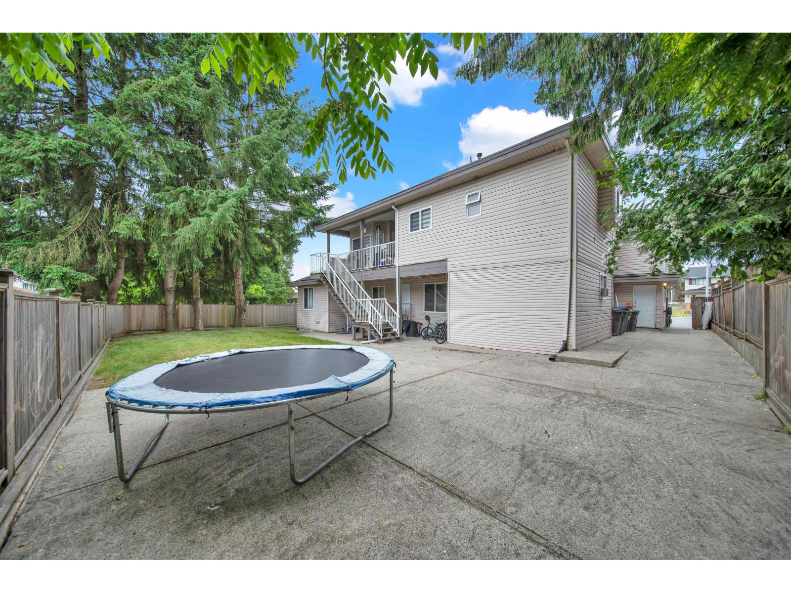 12462 93A AVENUE, Surrey