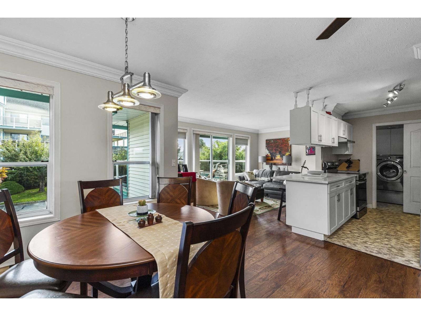 House in Mission - Image 40