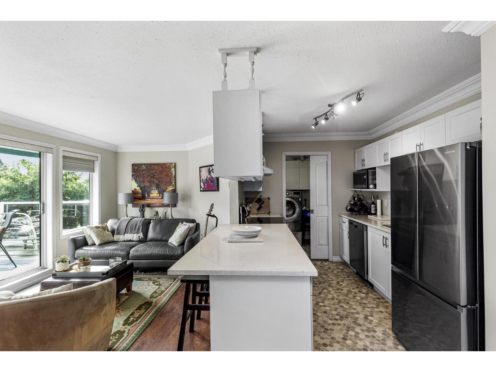 House in Mission - Image 31