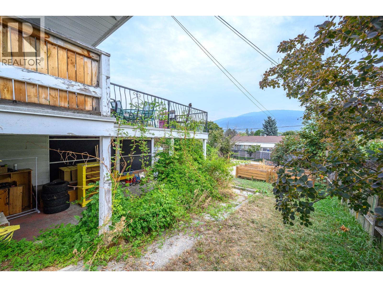 2505 18 Street, Vernon