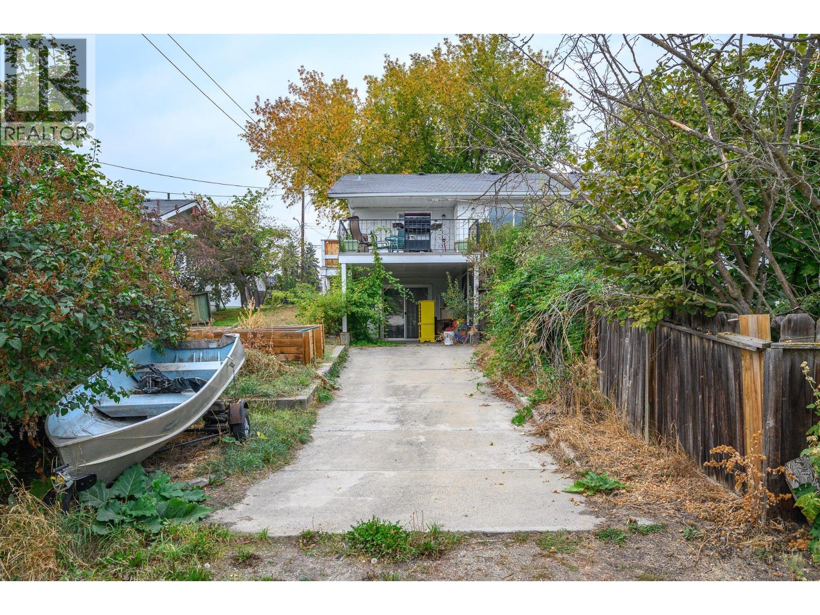  2505 18 Street, Vernon