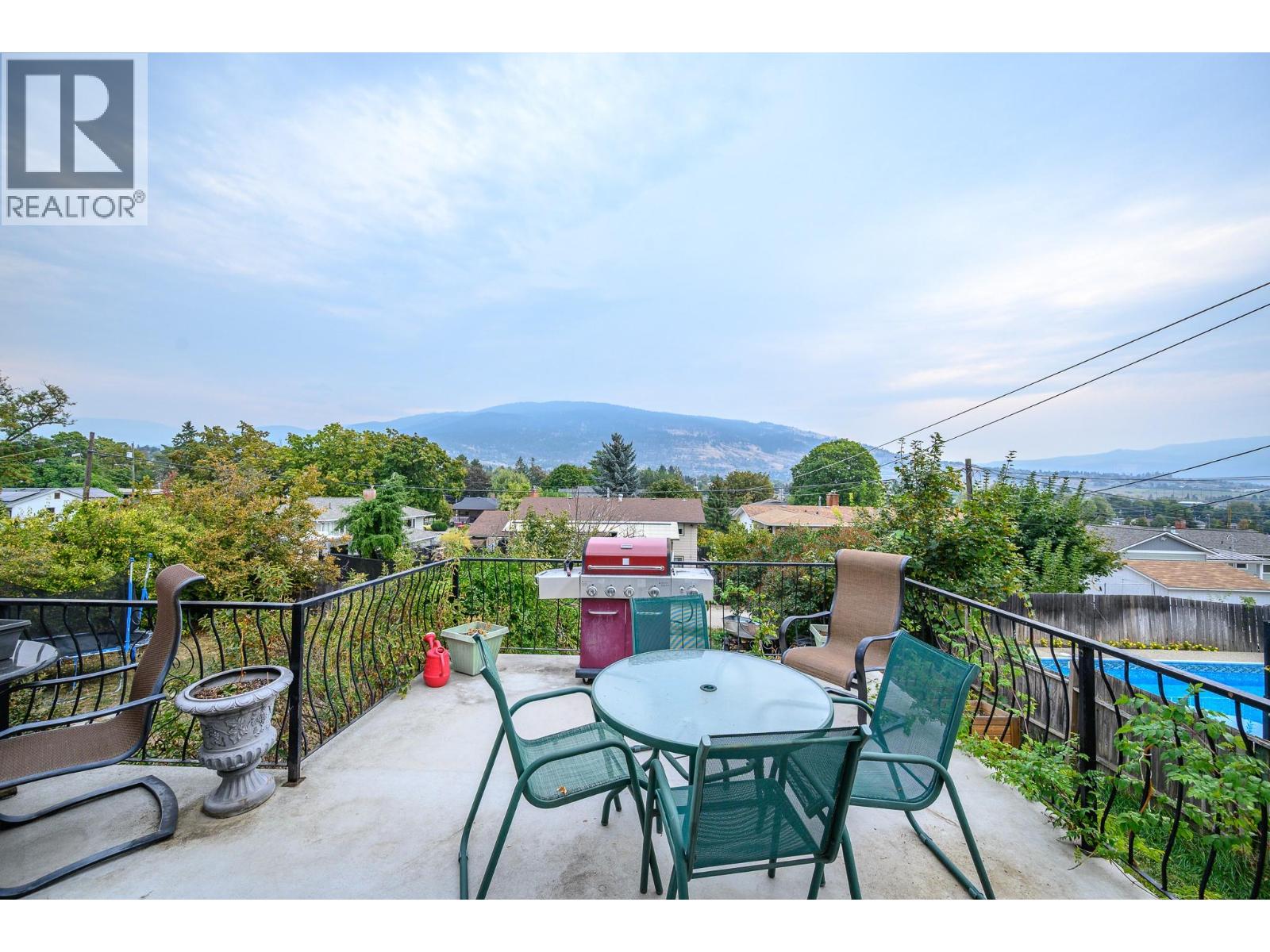  2505 18 Street, Vernon