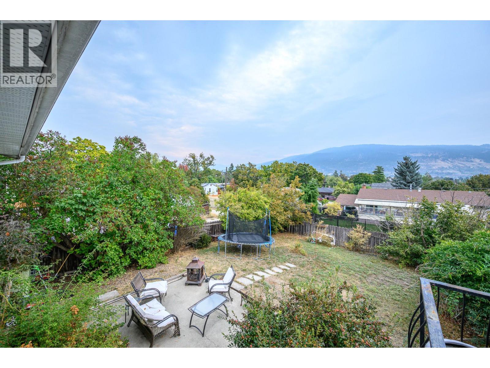  2505 18 Street, Vernon