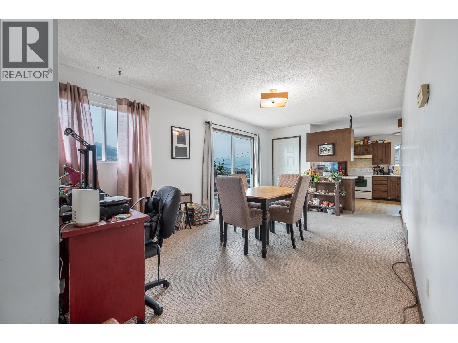  2505 18 Street, Vernon