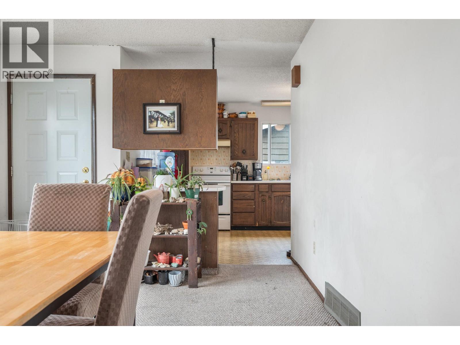  2505 18 Street, Vernon