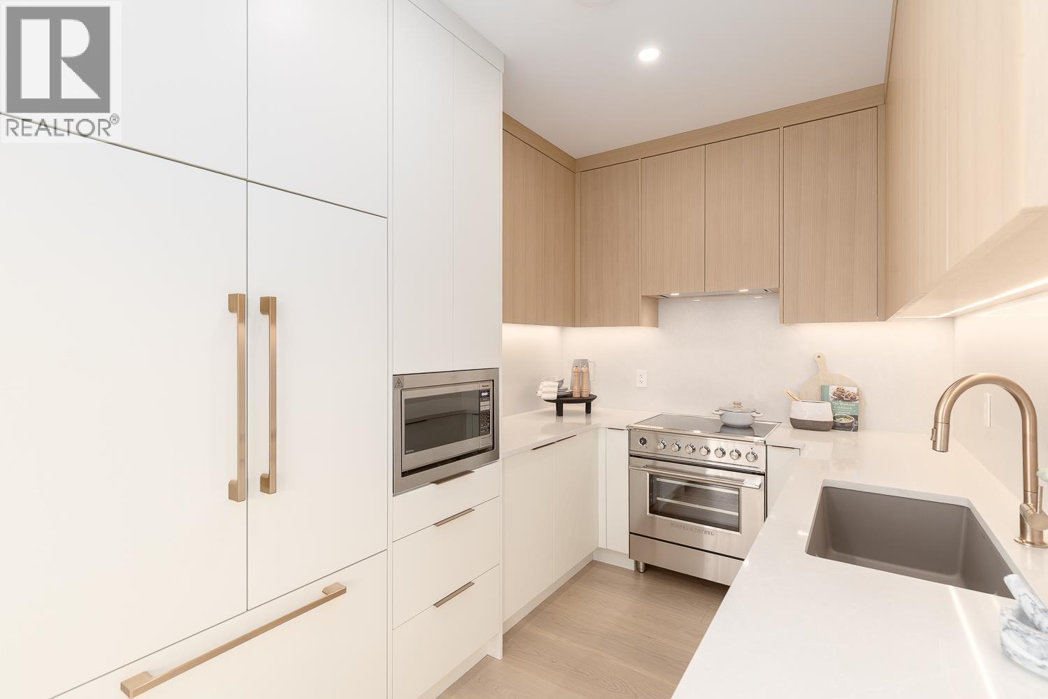 2652 E 38TH AVENUE, Vancouver