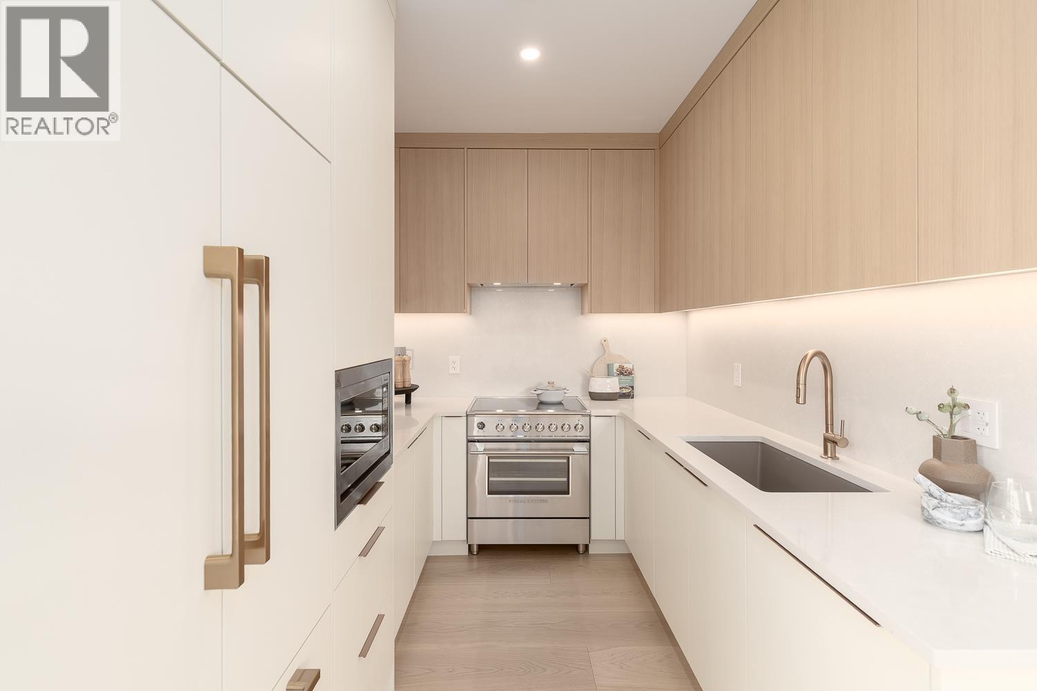2652 E 38TH AVENUE, Vancouver