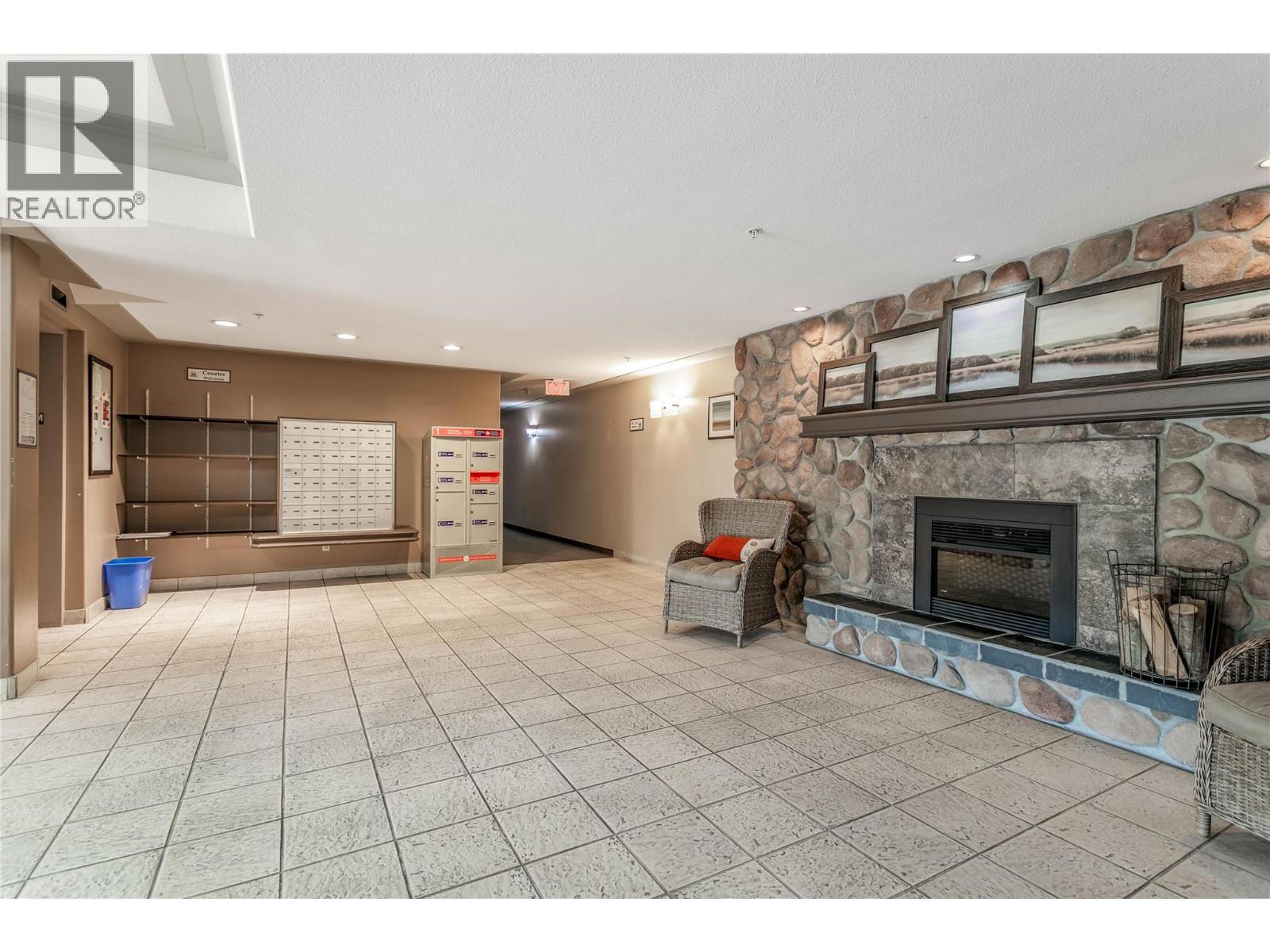 208 2388 Baron Road, Kelowna