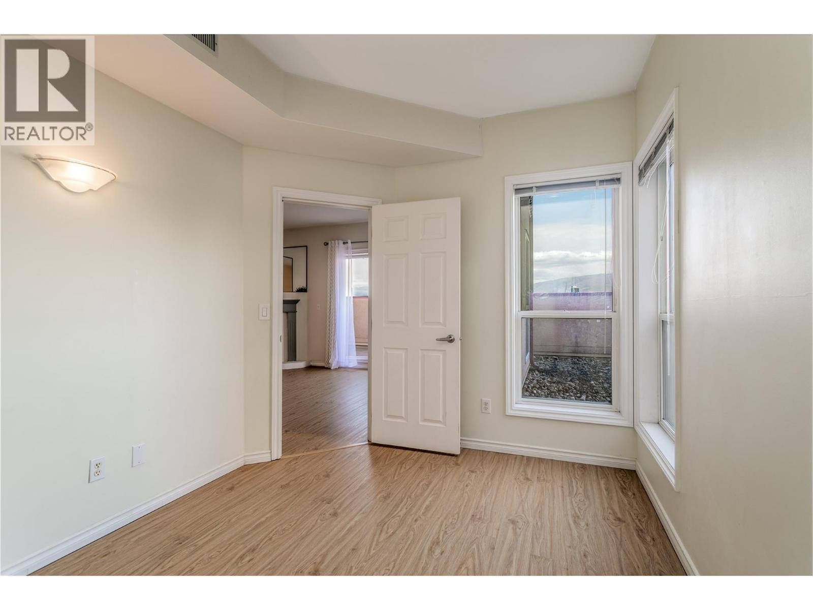 208 2388 Baron Road, Kelowna