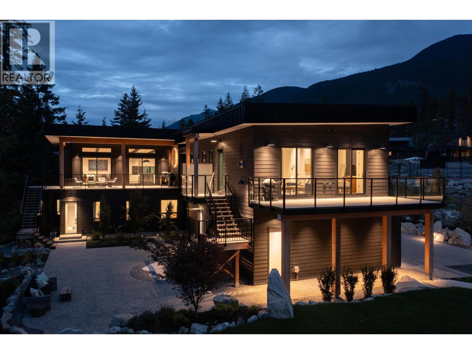 9146 WEDGE CREEK RISE, Whistler