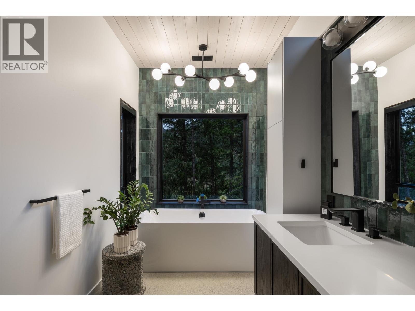 9146 WEDGE CREEK RISE, Whistler