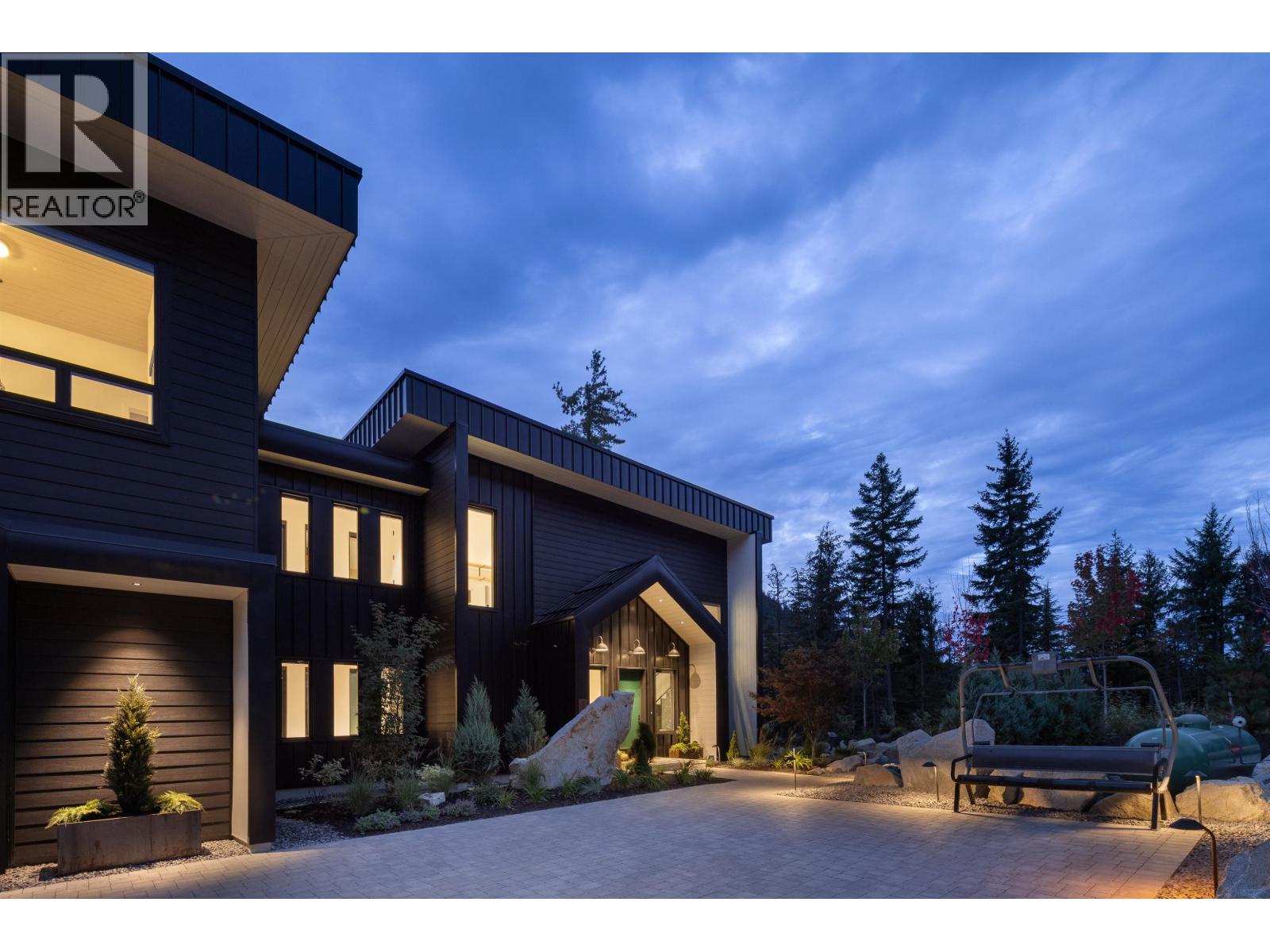 9146 WEDGE CREEK RISE, Whistler