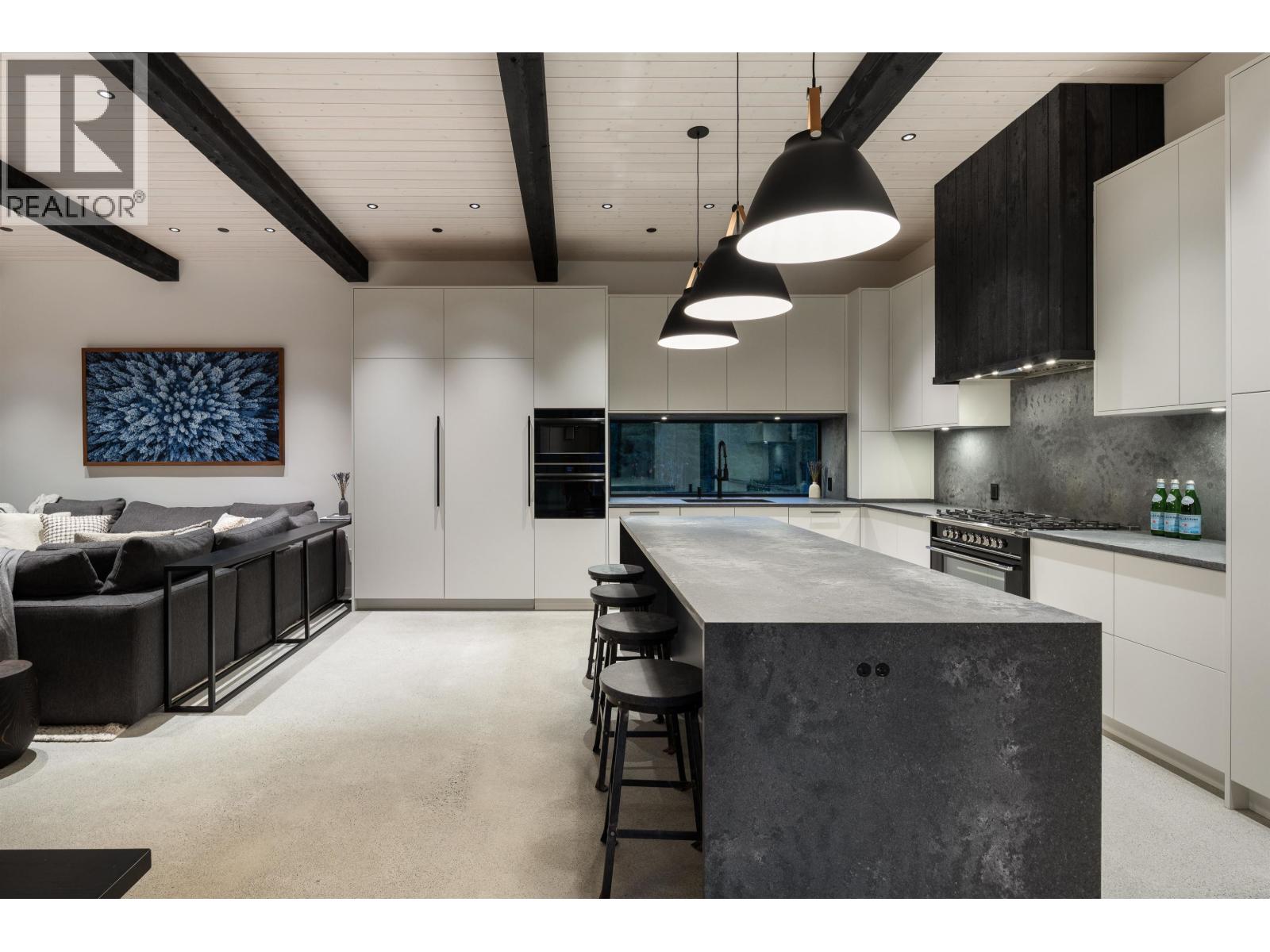 9146 WEDGE CREEK RISE, Whistler