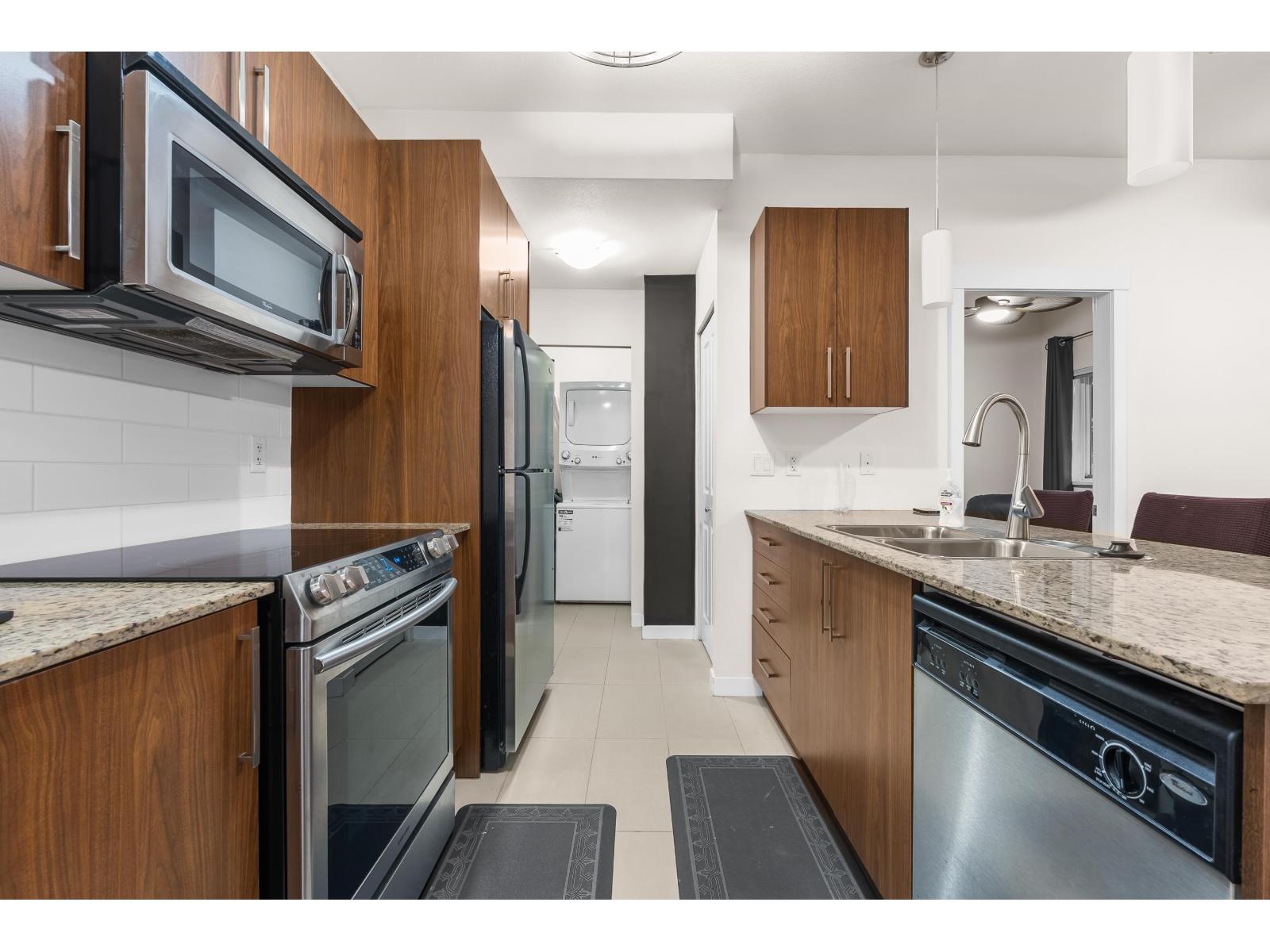 101 2943 NELSON PLACE, Abbotsford