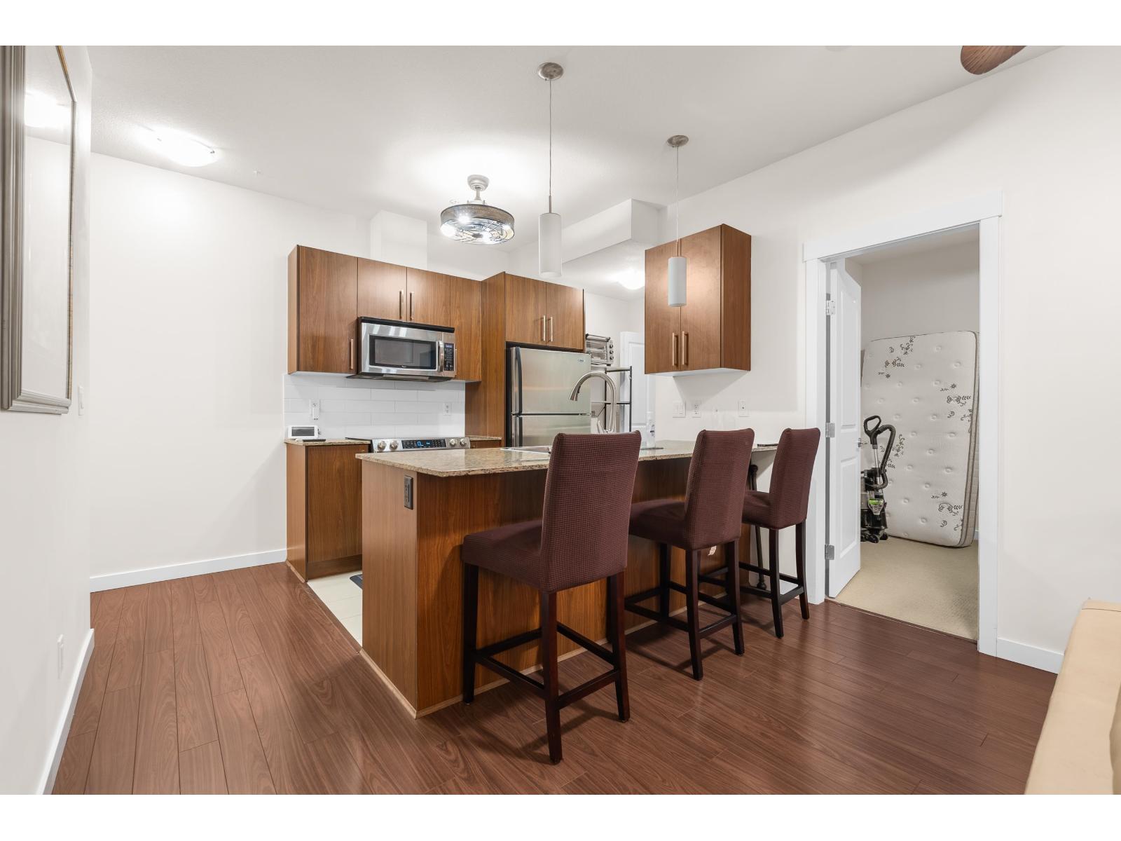 101 2943 NELSON PLACE, Abbotsford