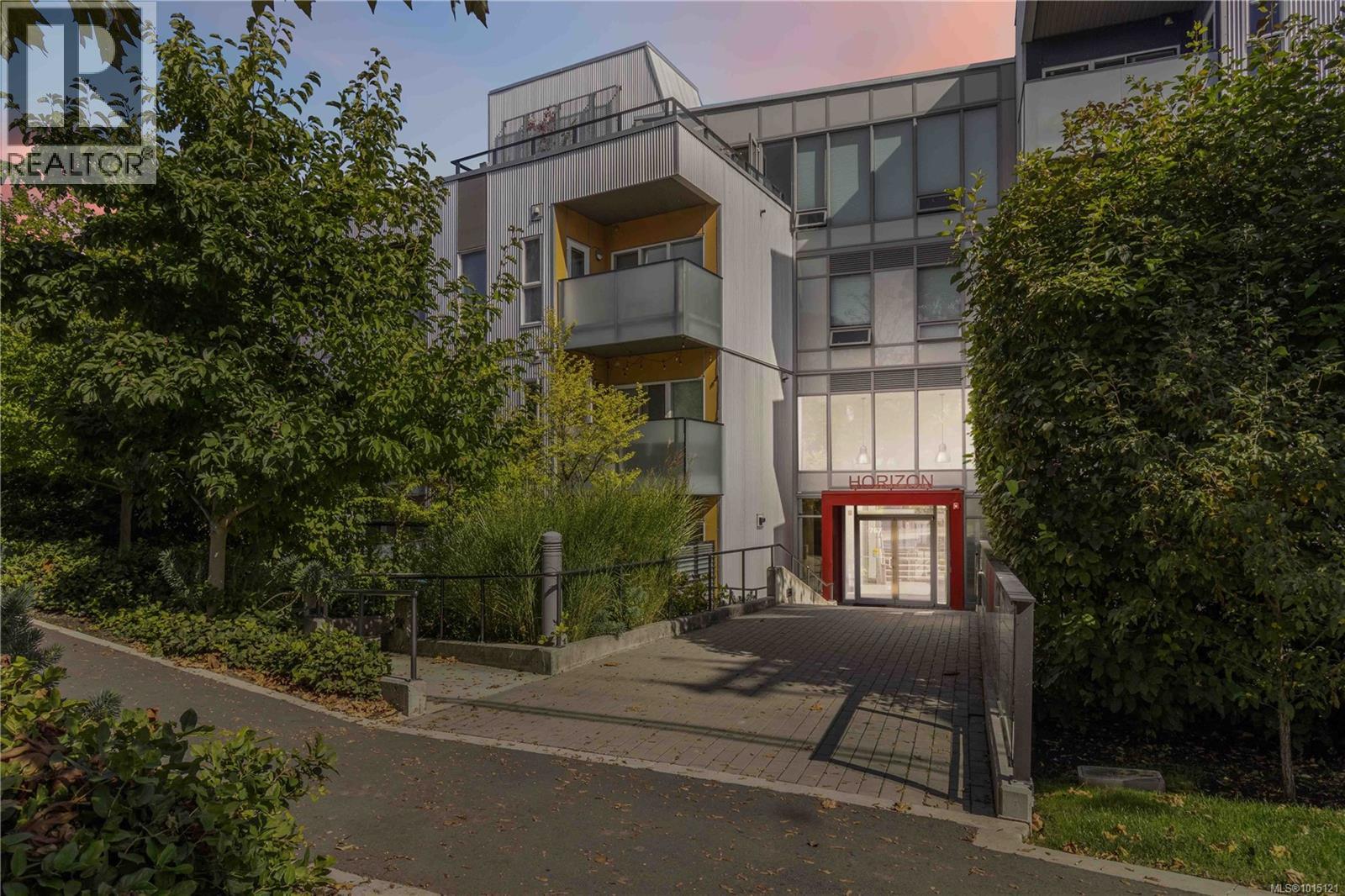 217 767 Tyee Road, Victoria