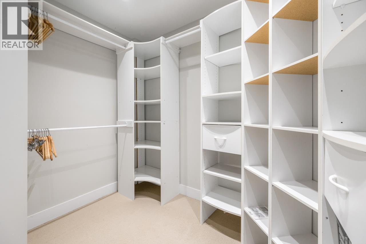 4111 BURKEHILL ROAD, West Vancouver