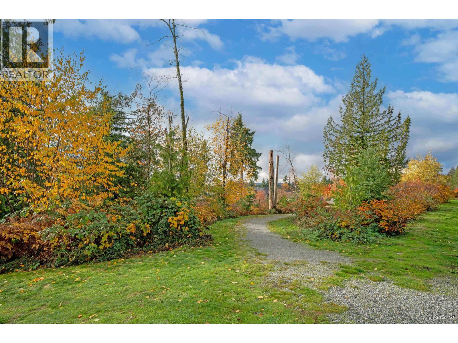 102 3423 ROXTON AVENUE, Coquitlam