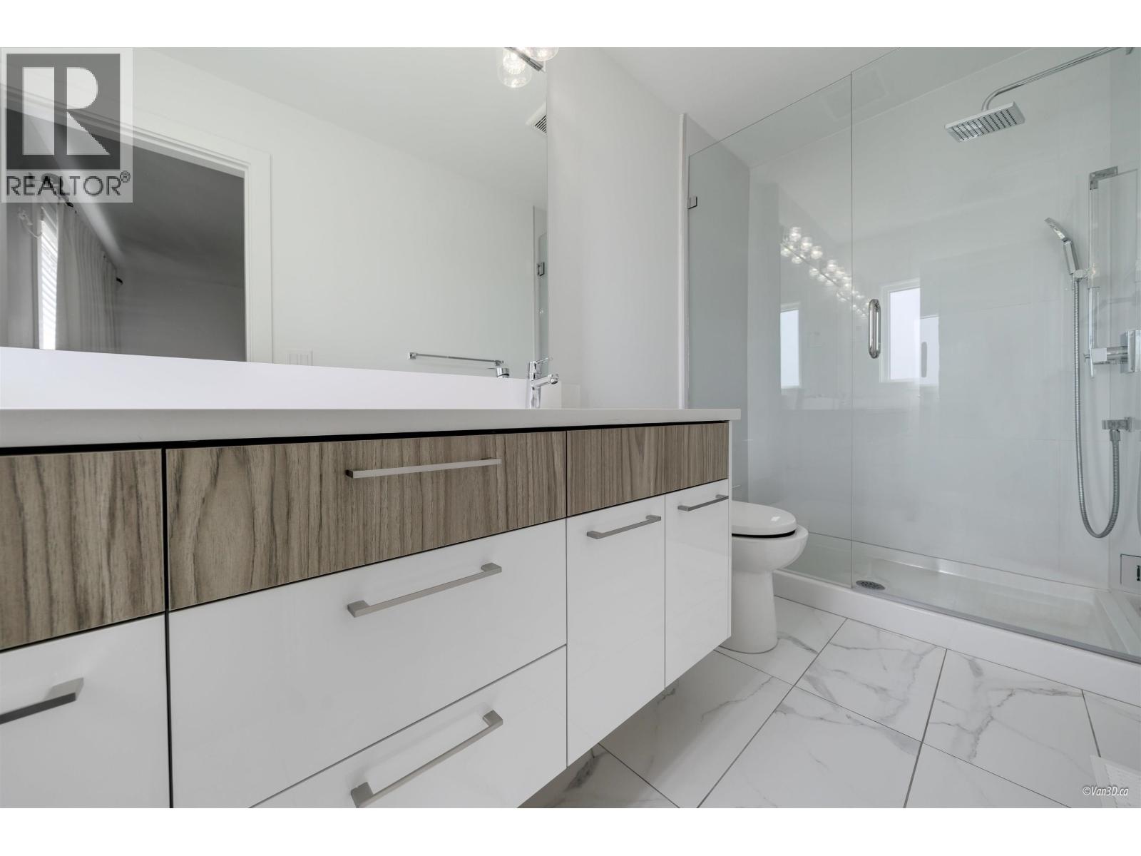 102 3423 ROXTON AVENUE, Coquitlam