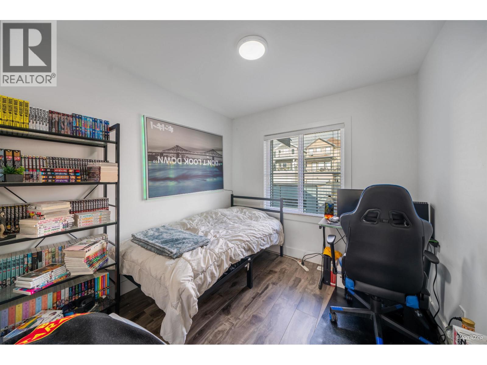 102 3423 ROXTON AVENUE, Coquitlam