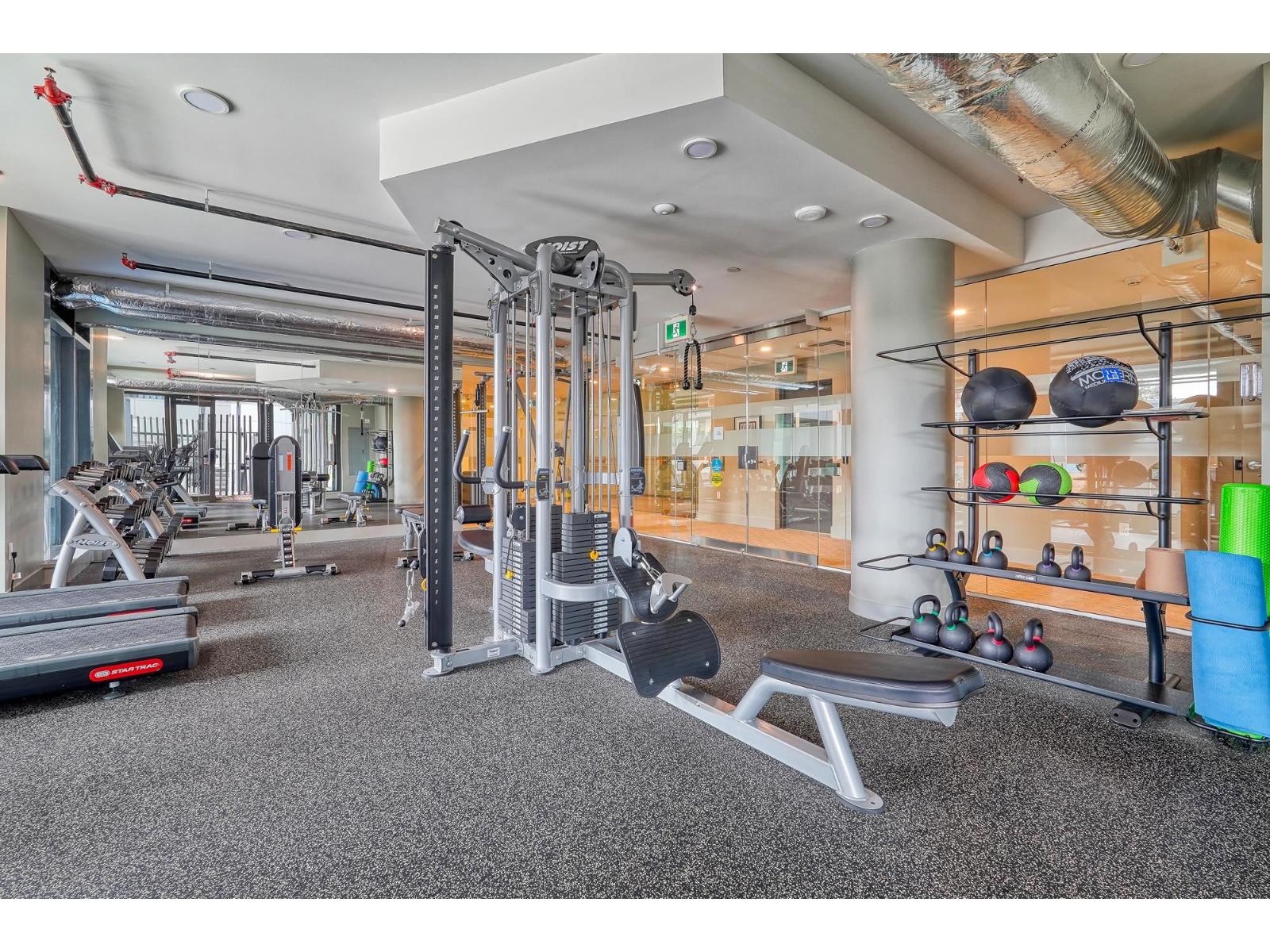 2305 1588 JOHNSTON ROAD, White Rock