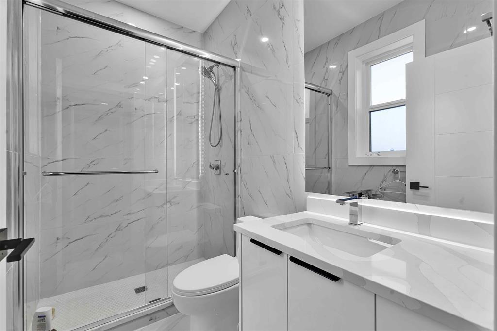 19691 32A AVENUE, Langley