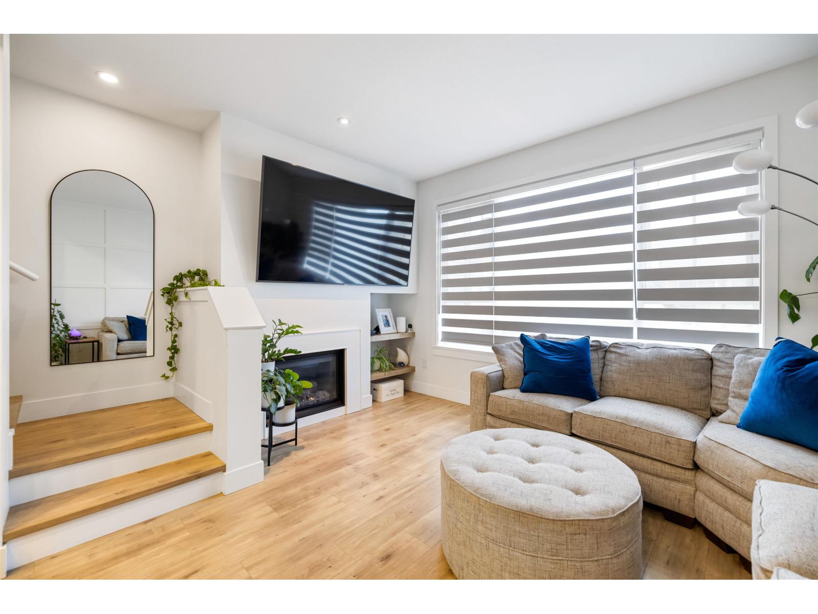 47 2501 161A STREET, Surrey