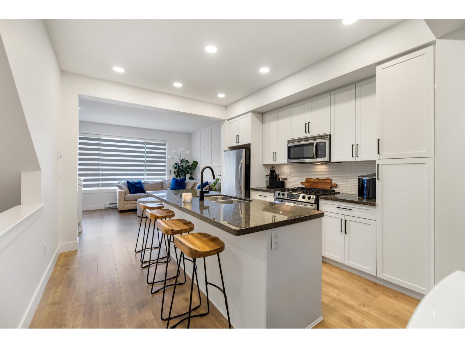 47 2501 161A STREET, Surrey