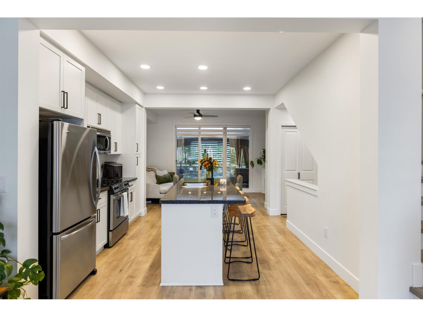 47 2501 161A STREET, Surrey