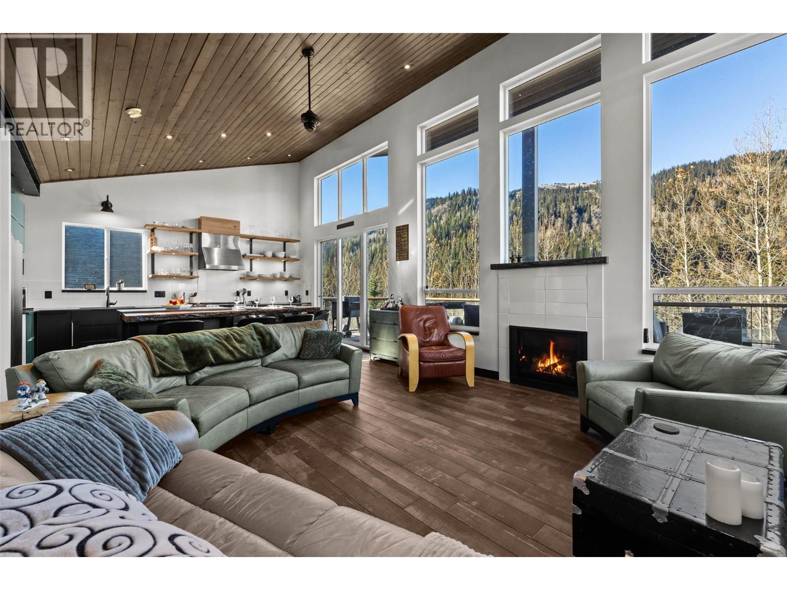 2418 Fairways Drive, Sun Peaks