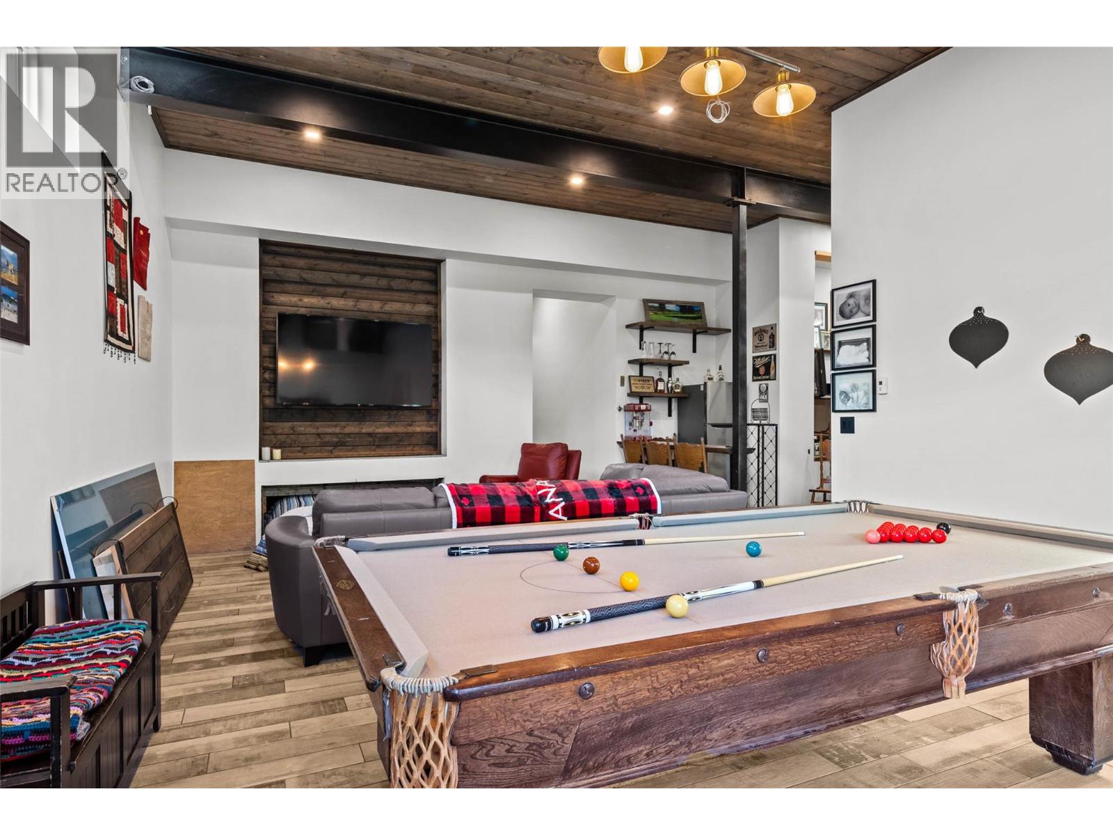 2418 Fairways Drive, Sun Peaks