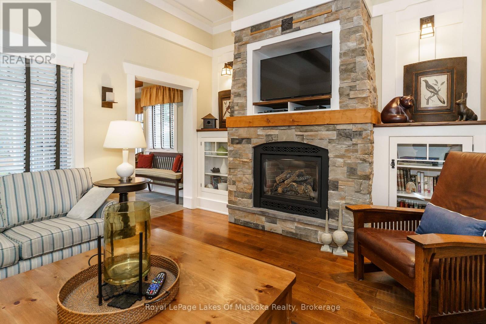 VILLA 1, WEEK 7 - 1020 BIRCH GLEN ROAD - 10