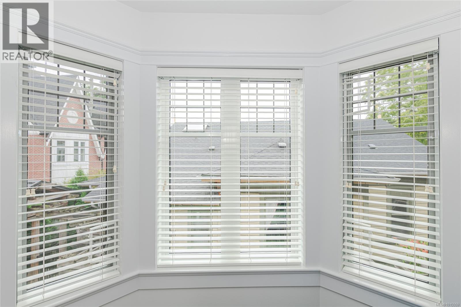 16 675 Superior Street, Victoria