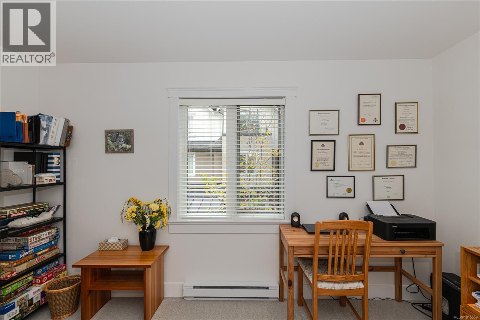 16 675 Superior Street, Victoria