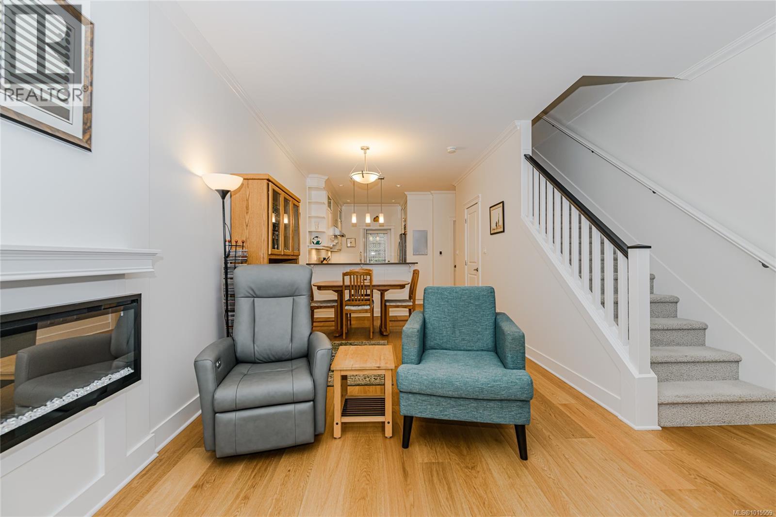 16 675 Superior Street, Victoria