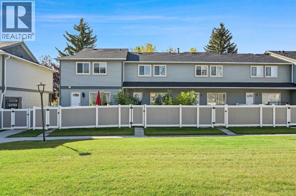 Single Family House for Sale in   Erin Mount Crescent SE Erin Woods Calgary 