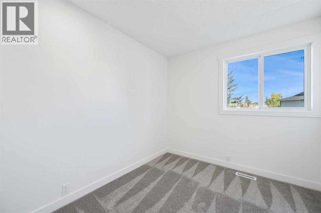 Single Family House for Sale in   Erin Mount Crescent SE Erin Woods Calgary 