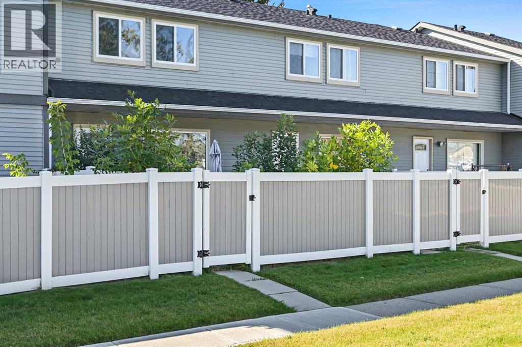 Single Family House for Sale in   Erin Mount Crescent SE Erin Woods Calgary 