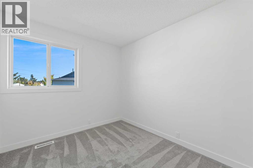 Single Family House for Sale in   Erin Mount Crescent SE Erin Woods Calgary 