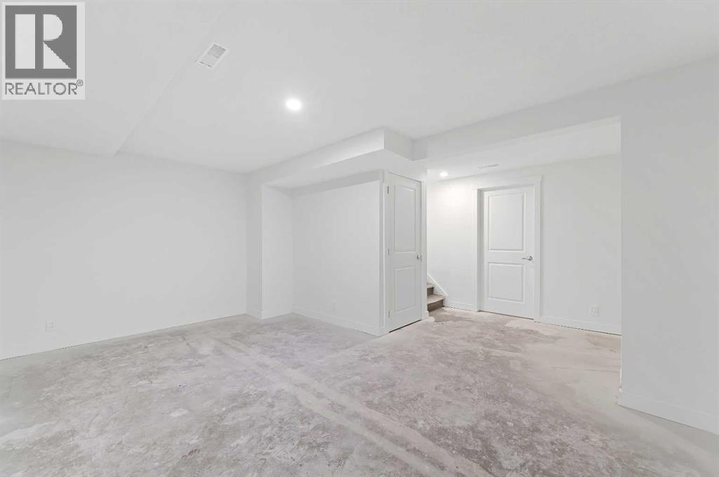 Single Family House for Sale in   Erin Mount Crescent SE Erin Woods Calgary 