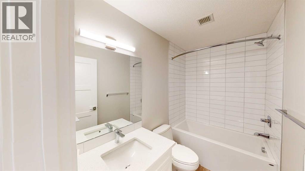 Single Family House for Sale in    Avenue SW Springbank Hill Calgary 