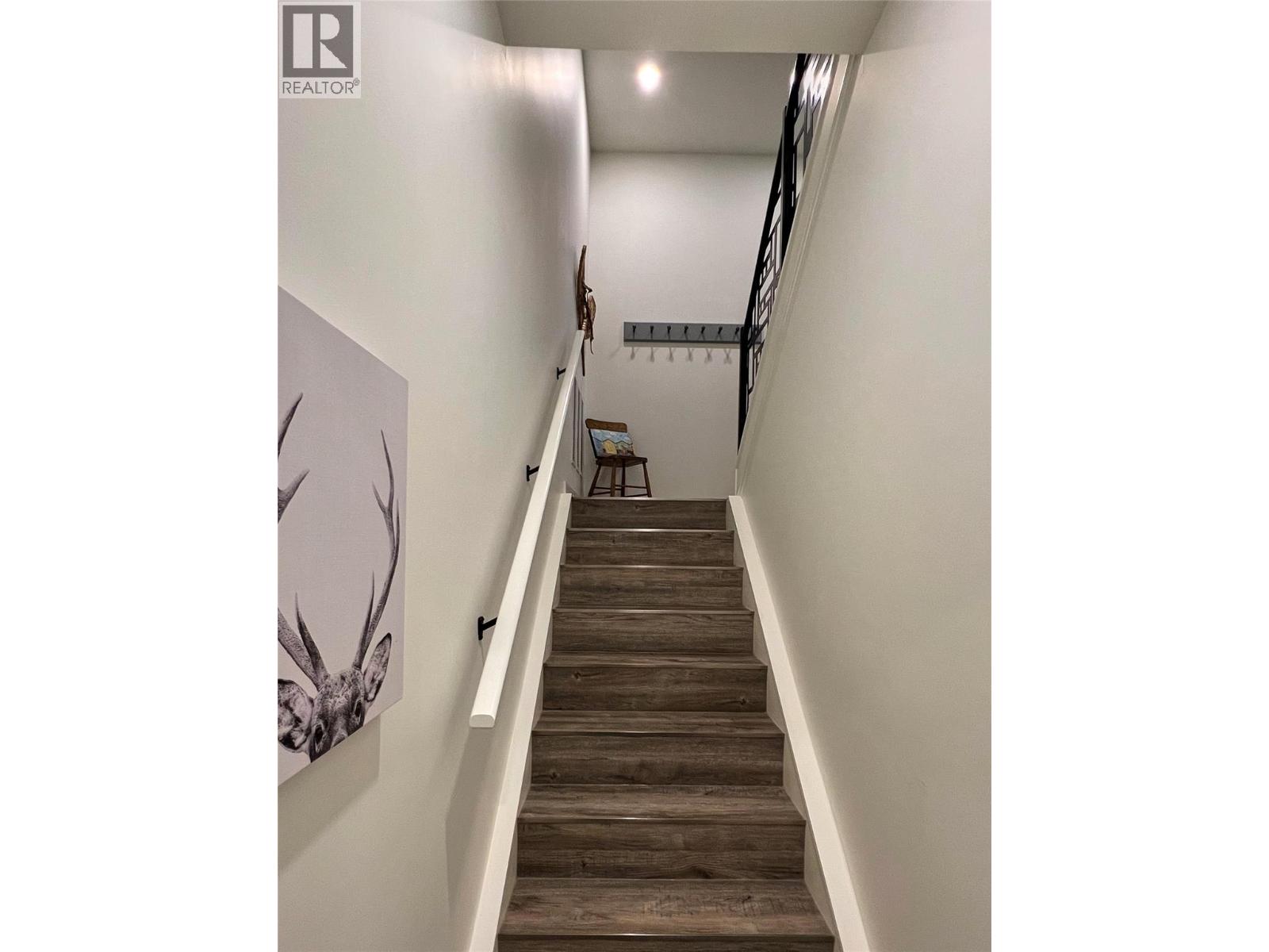 700 RIVERSIDE Way Unit# 201, Fernie